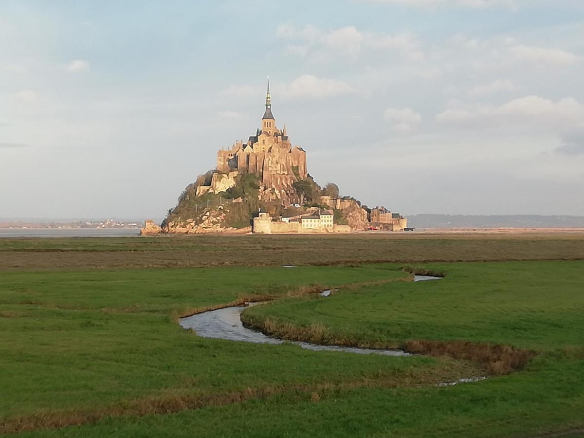 Chambres D'Hotes Les Fleurettes En Baie Du Mont Saint Michel Екстериор снимка