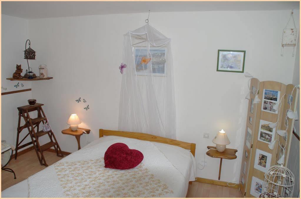 Chambres D'Hotes Les Fleurettes En Baie Du Mont Saint Michel Екстериор снимка