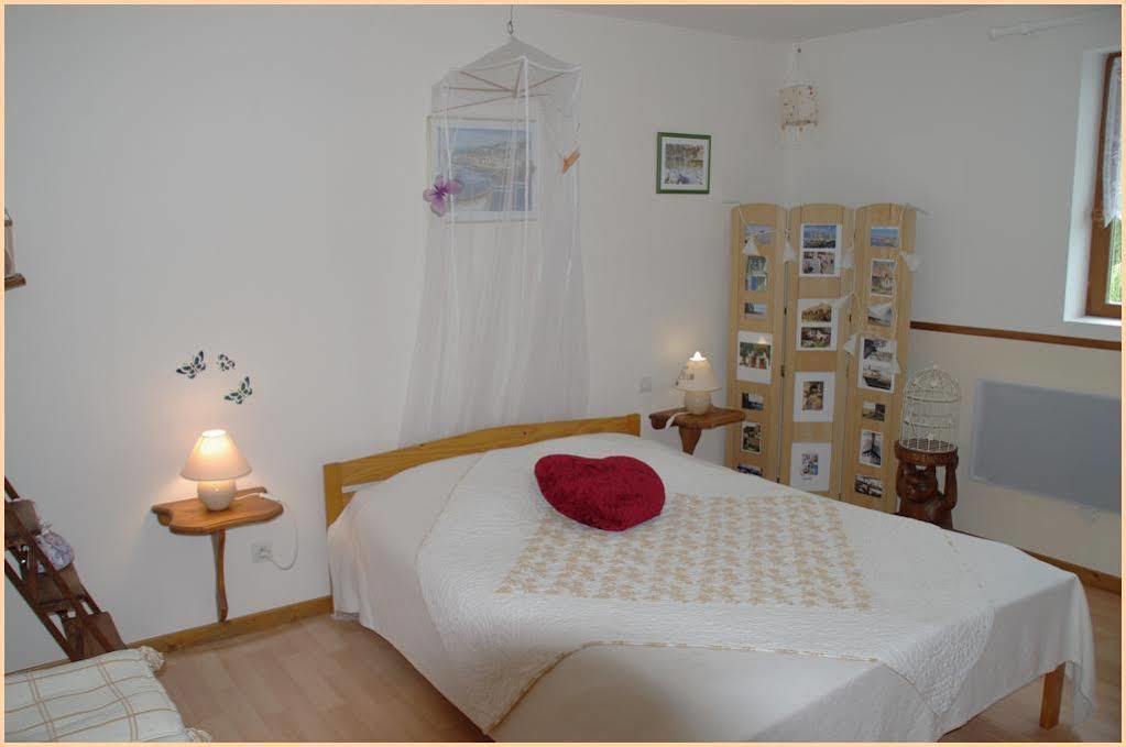 Chambres D'Hotes Les Fleurettes En Baie Du Mont Saint Michel Екстериор снимка